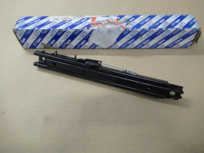 46991826 Passagiersstoel geleiding