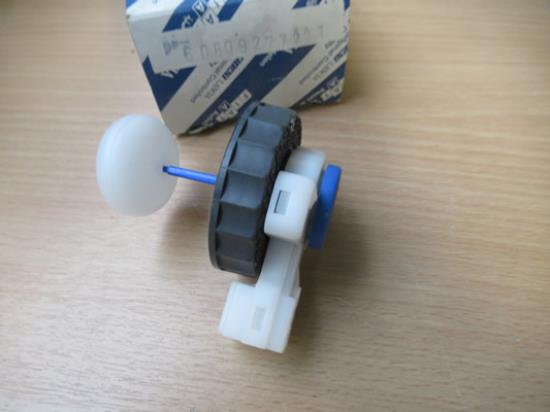 60809277 Afsluitdop remvloeistofreservoir