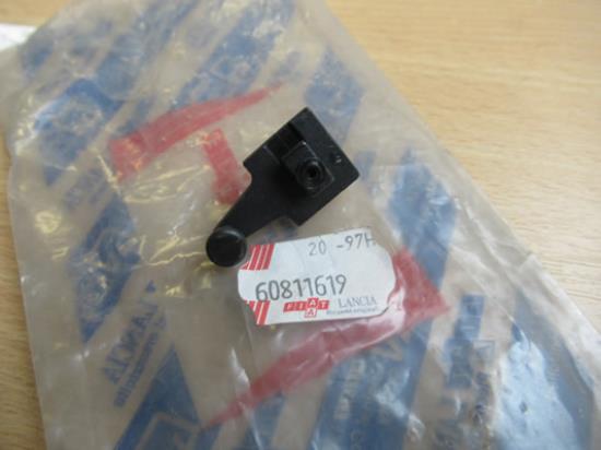 60811619 Haak hoedenplank koord