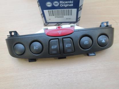 735268025 Bedieningspaneel dashboard