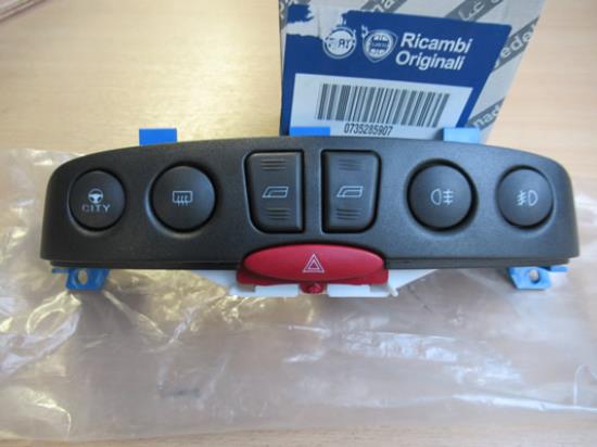 735285907 Bedieningspaneel