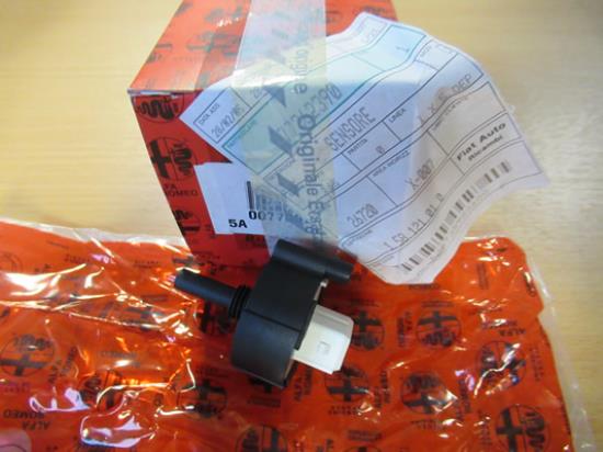 77362390 Sensor brandstoffilter