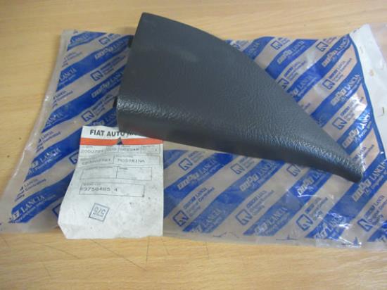 183002761 Sierstuk buitenspiegel rechterzijde