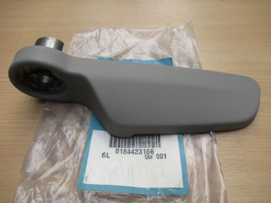 184423166 Armsteun stoel rechter voorzijde