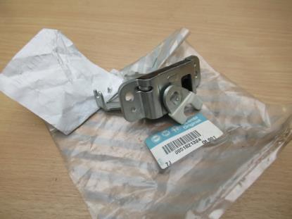 51821324 Slot motorkap