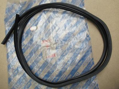 5892969 Dakraamrubber