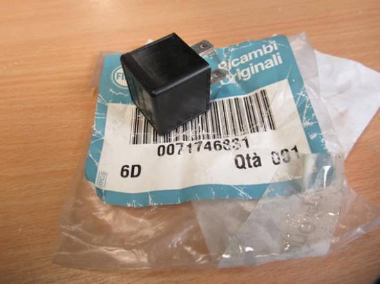 71746831 Relais 40 amp