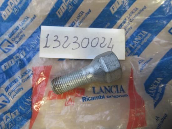 13230024 Wielbout M12x25.5