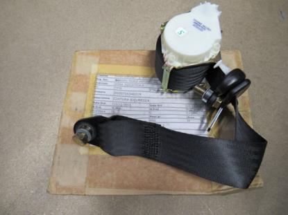 735348319 Veiligheidsgordel linkerzijde