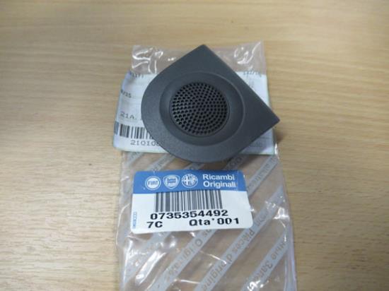 735354492 Speakerkap rechterzijde