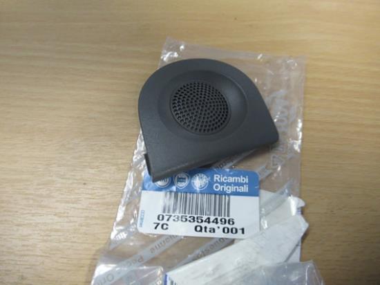 735354496 Speakerkap linkerzijde