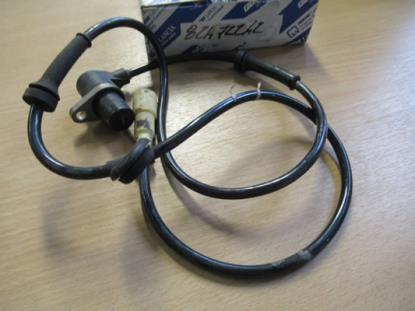 82472242 ABS sensor rechts