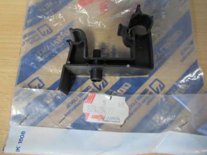 82485499 Klem motorkapstok