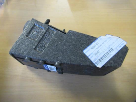 46847481 Stootblok achterbumper links