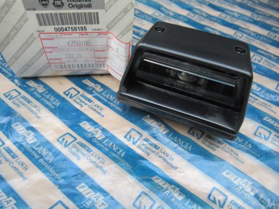 4758185 Kentekenverlichting rechterzijde