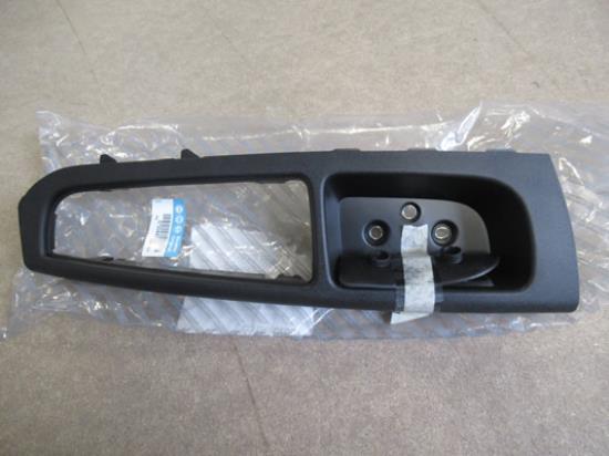 735445236 Sierstuk deur rechter voorzijde