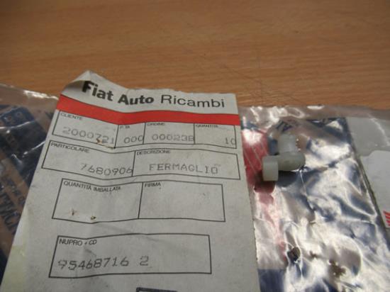 7680906 Clip deur voorzijde