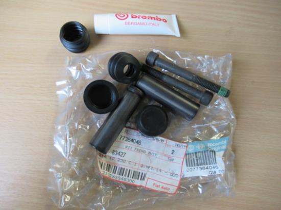 77364046 Revisieset remklauw voorzijde