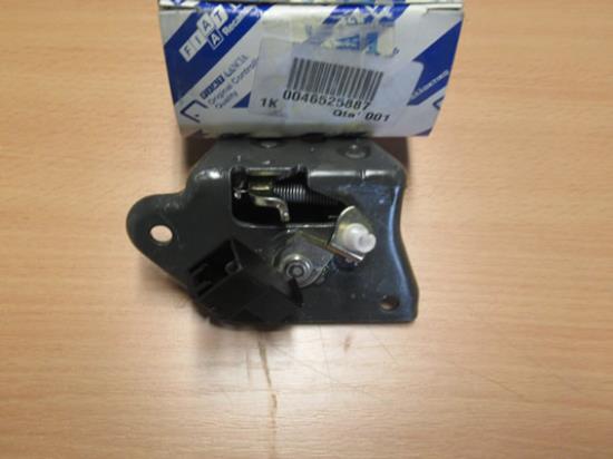 46525887 Slot achterklep