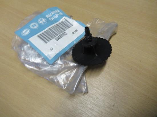 46835923 Plug gaspedaal