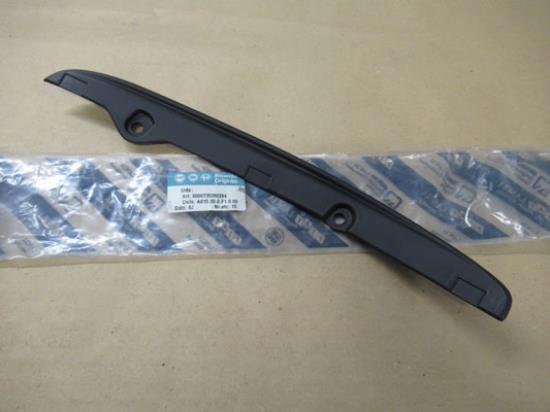 735392284 Sierstuk achterbumper rechts