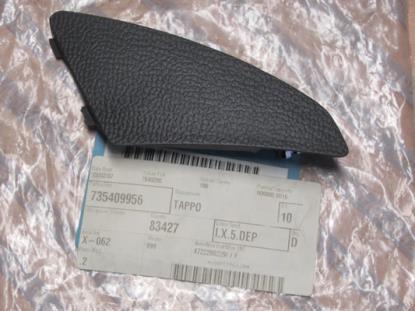 735409956 Plug dashboard linkerzijde