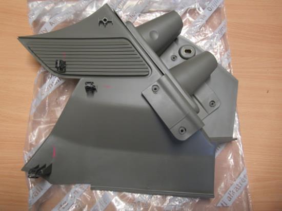 735410342 Sierstuk middenconsole rechterzijde