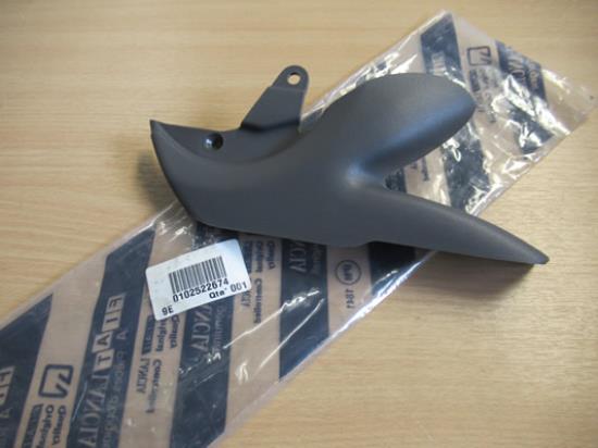 102522674 Sierstuk stoel rechter voorzijde