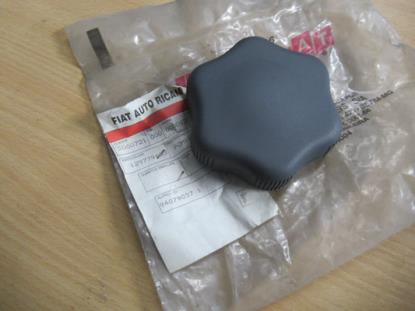 129779633 Draaiknop stoel voorzijde