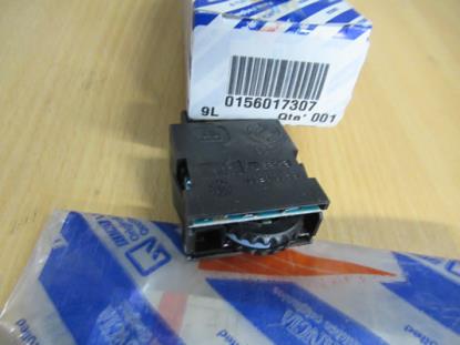 156017307 Versteller