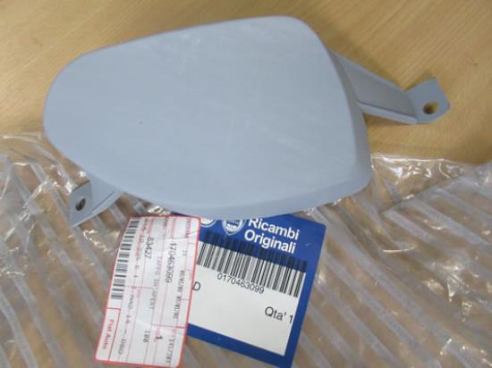 170463099 Plug voorbumper links