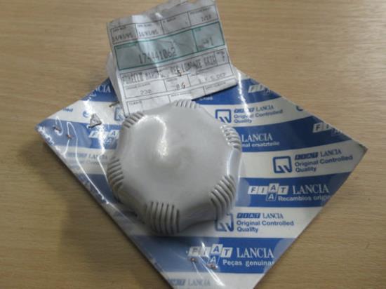 174441062 Draaiknop rugleuning stoel voorzijde