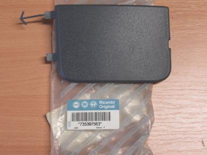 735397563 Plug dashboard linkerzijde