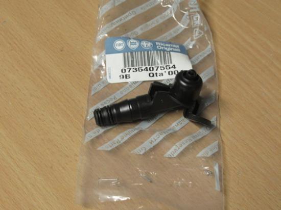 735407554 Sproeikop koplampwisser rechterzijde