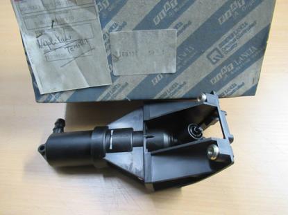 7688124 Koplampsproeier