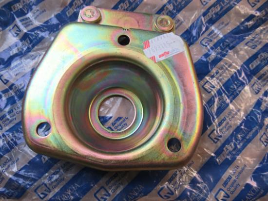 7693185 Steun vering linksvoor