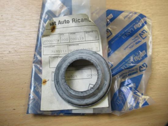 7695111 Ruitenwisser reservoir pakking