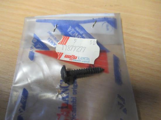 11877277 Bout M10x25