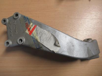 46414679 Steun voor motorsteun