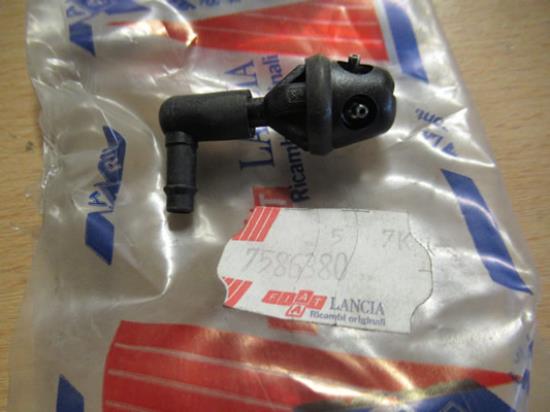 7586380 Sproeikop ruitenwisser