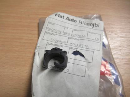 7622908 Houder stok motorkap