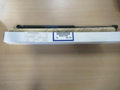46817935 Gasveer achterklep lengte: 480mm 420N