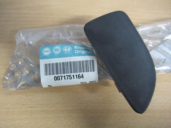 71751164 Plug deur linker achterzijde