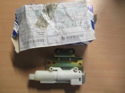 7587517 Sensor centrale vergrendeling