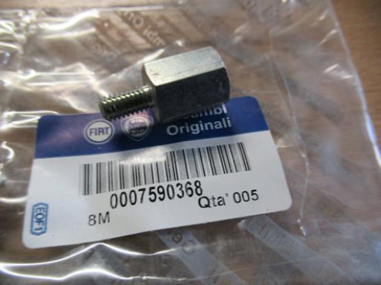 7590368 Afstandstuk distributie