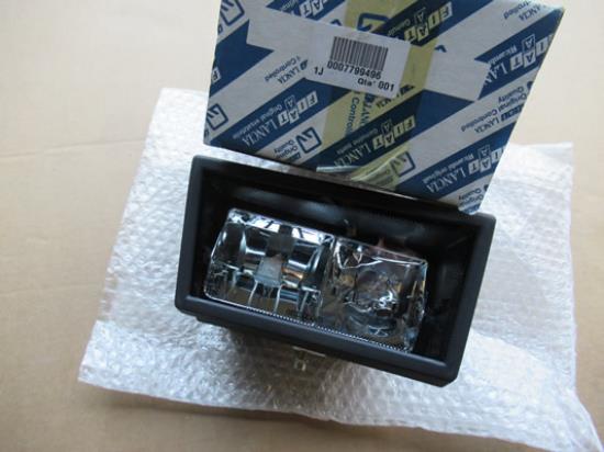 7799496 Mistlamp rechterzijde