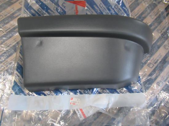 4476833 Bumperhoek rechts