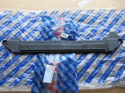 46762561 Steun radiateur