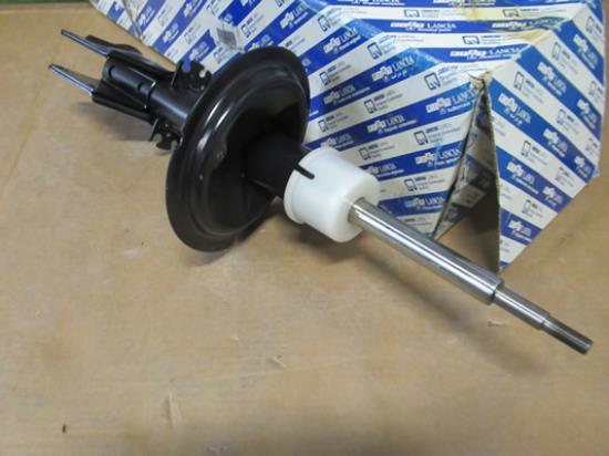 46847762 Schokbreker voorzijde