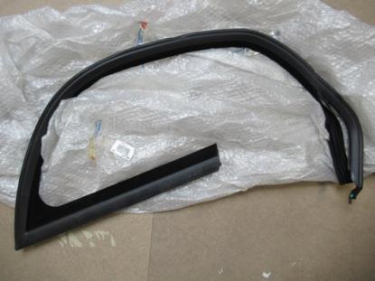 60673928 Profielrubber rechter voorzijde